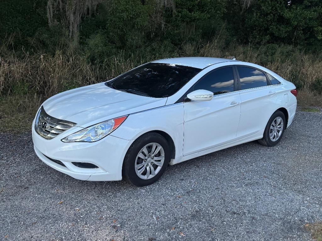 2011 Hyundai Sonata GLS's photo