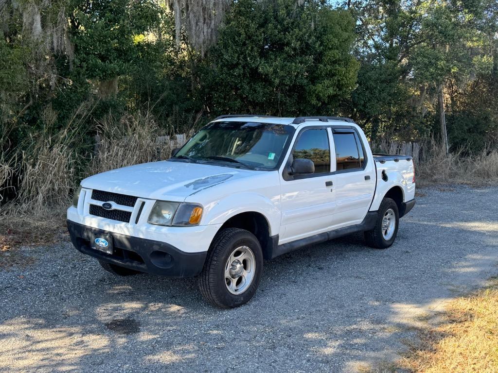 2004 Ford Explorer XLS Auto's photo