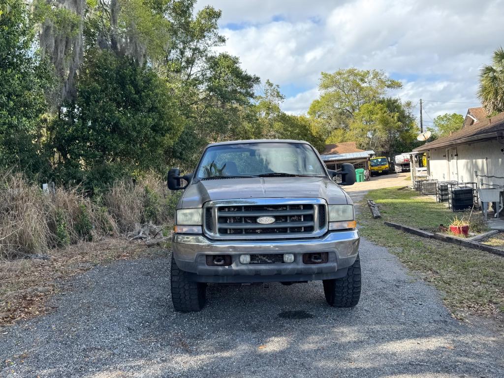 2002 Ford F-250 XLT 4x4 Crew Cab SWB's photo